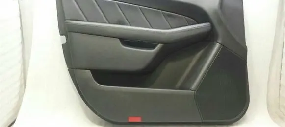 Mercedes-Benz GL X166 Front door card panel trim A1667207901