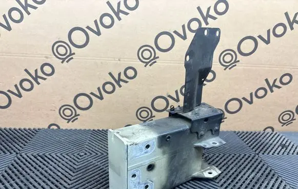 Volvo XC90 Front bumper shock/impact absorber