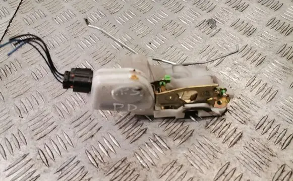 Mitsubishi Pajero Sport I Front door lock