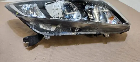 Honda Civic IX Headlight/headlamp