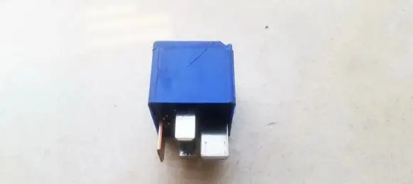 Renault Megane III Other relay 8200337666