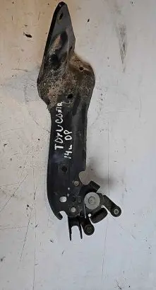 Chrysler Town u0026 Country V Front door upper hinge 920AG 4G073