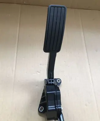 Subaru Legacy Accelerator throttle pedal 36010AL090