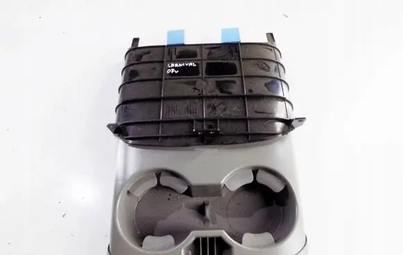 KIA Carnival Cup holder 846204d800