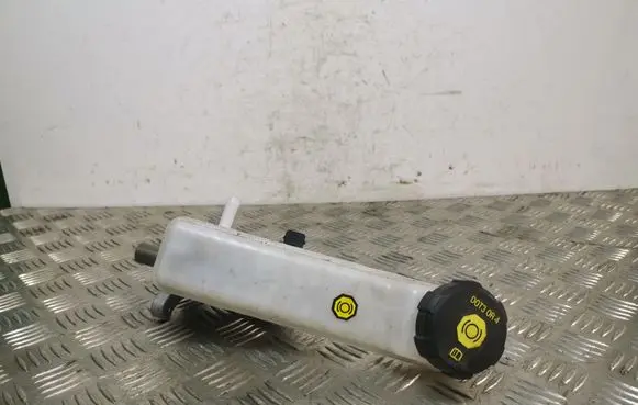 KIA Stonic Master brake cylinder