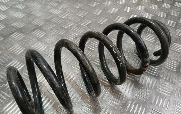 Audi A6 S6 C6 4F Front coil spring