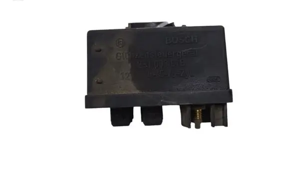 Peugeot 607 Glow plug pre-heat relay 0281003018