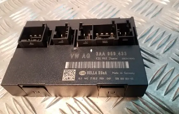 Volkswagen PASSAT B7 Comfort/convenience module 3AA959433