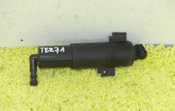 Audi A5 8T 8F Headlight washer pump 8T0955102A