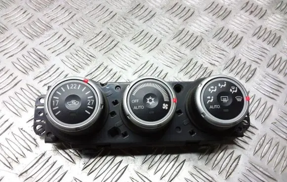 Mitsubishi Outlander Climate control unit 7820A115