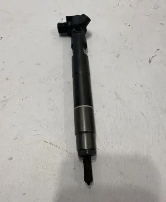 Mercedes-Benz C W204 Fuel injector A6510700587 EMBR00002D 1110000993883
