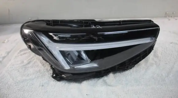Volvo XC40 Headlight/headlamp 32404666 P32404666 T167500296145