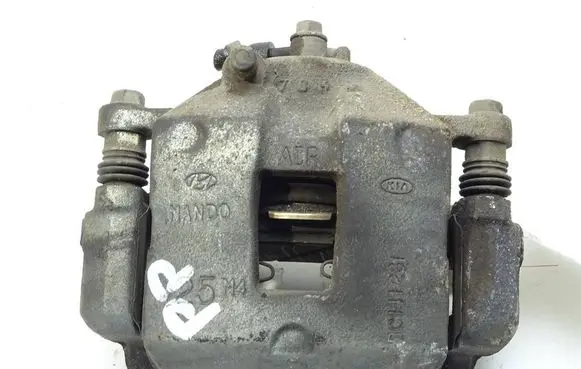 Hyundai Elantra VI Front brake caliper 