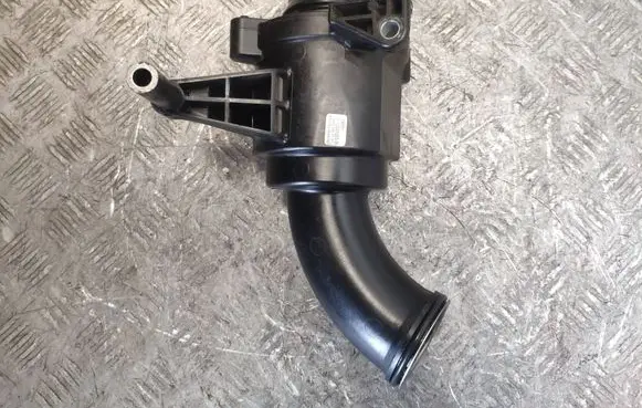 Mercedes-Benz GLS X166 Air intake duct part A6421400100