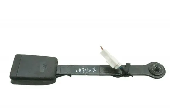 Nissan X-Trail T32 Front seatbelt