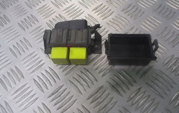 AC ME Relay mounting block 