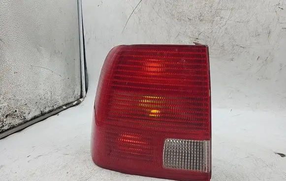 Volkswagen PASSAT B5 Rear/tail lights 