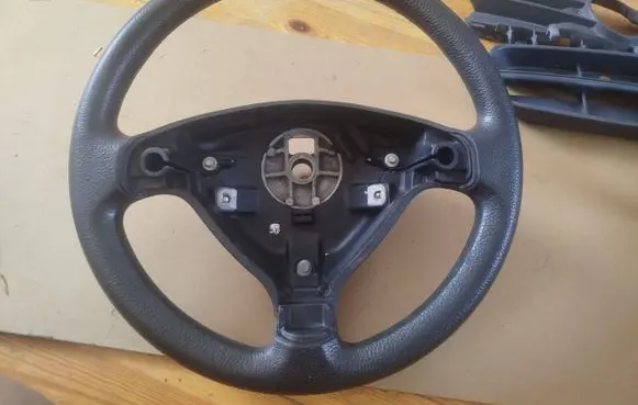 Opel Astra G Steering wheel 16820665