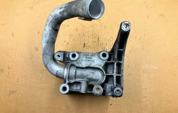 Porsche Cayenne (92A) A/C compressor mount bracket 059145169AN AIS19C03