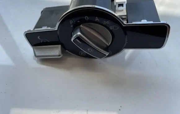 Mercedes-Benz S W221 Light switch A2215451404 3224130200