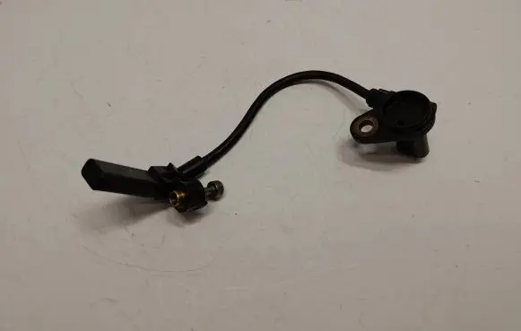 BMW 3 E92 E93 Crankshaft speed sensor 7582842 13627582842