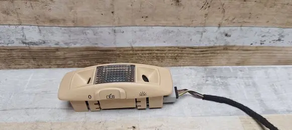 Volkswagen PASSAT B5.5 Other interior light 3B0951171D 2JA00810681 2JA008106