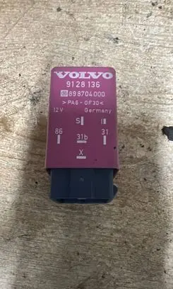 Volvo S70 V70 V70 XC Other relay 9128136 898704000