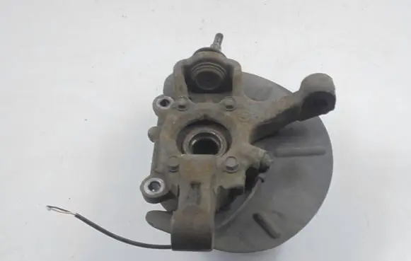 Chrysler Sebring (JS) Front wheel hub spindle knuckle