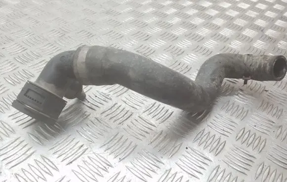 Volkswagen Touareg I Engine coolant pipe/hose 7LY122291M