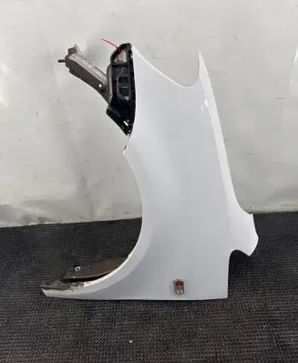 Volkswagen Caddy Fender