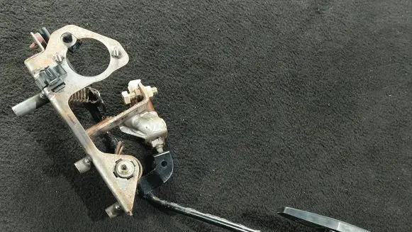 Mazda 323 F Accelerator throttle pedal