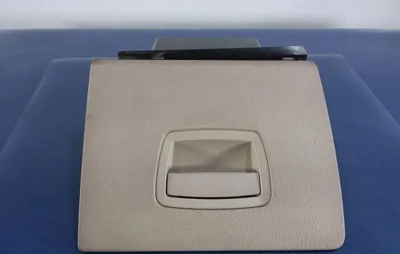 BMW 7 F01 F02 F03 F04 Glove box 9143958