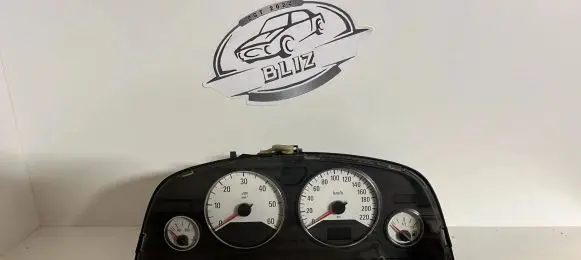 Opel Zafira A Speedometer (instrument cluster) 24461761