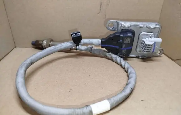 Renault Master III Lambda probe sensor 227908421R HMLGT6114R SNS1056D