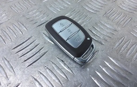 Hyundai i20 (BC3 BI3) Ignition key/card 