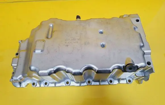 Opel Zafira A Oil sump R90400202
