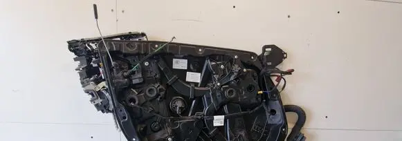 Mercedes-Benz GLC C253 Front door window regulator with motor A2050047699 A0997206501 A0015459503