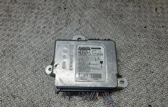 Renault Scenic II - Grand scenic II Airbag control unit/module 8200411954