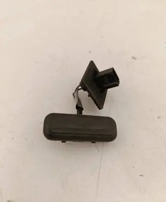 Opel Insignia A Tailgate/boot open switch button 132266400