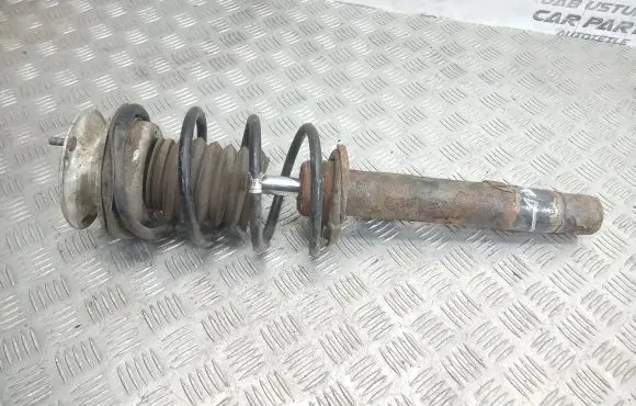 BMW 1 E82 E88 Front shock absorber/damper