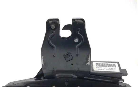 BMW X6 E71 Tailgate exterior lock 7197081