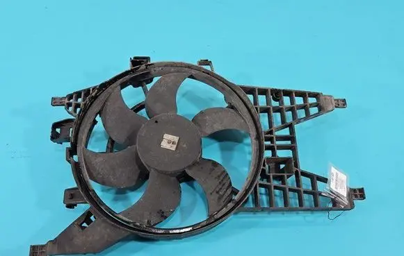 Renault Kangoo II Fan set 8200536235B IMPRK1467820