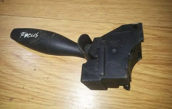 Ford Focus Indicator stalk 98ag13335ae