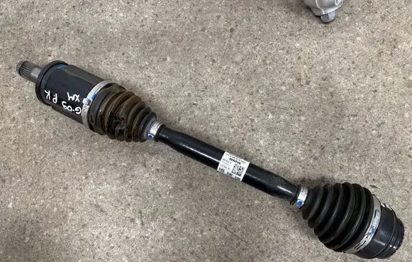 BMW XM Front driveshaft 5A2E805