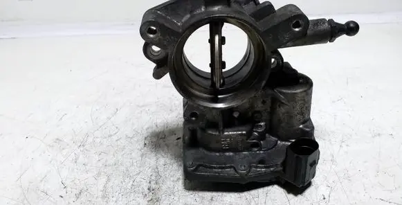 Opel Insignia A Throttle valve 50569200