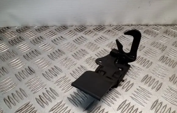 Audi A1 Engine bonnet/hood lock/latch loop/hook 8X0823480A