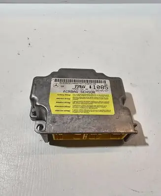 Mercedes-Benz B W245 Airbag control unit/module A1698201085
