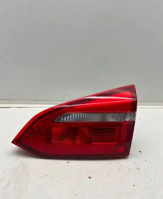 Ford Focus Tailgate rear/tail lights F1EB13A602CA