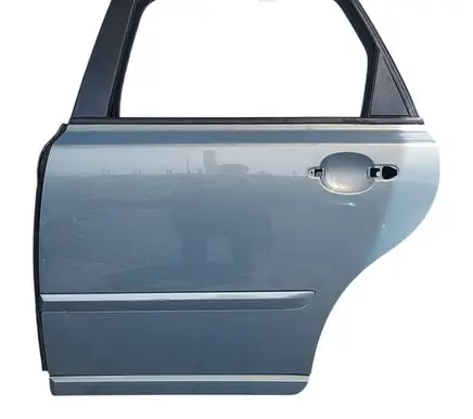 Volvo V50 Rear door 