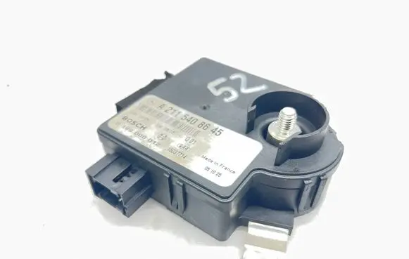 Mercedes-Benz CLS C219 Battery control module A2115408645